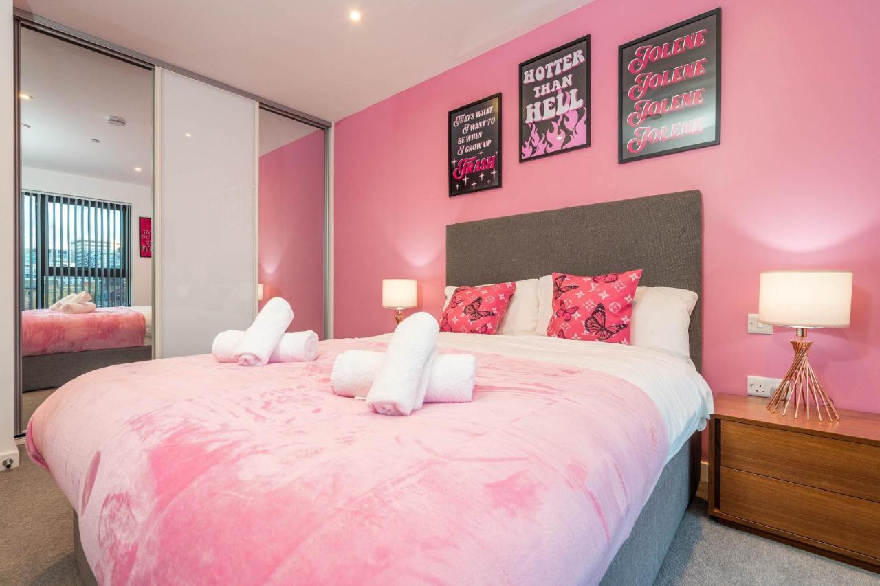 Maevela Apartments ☆ Pink Luxury Apartment With Balcony - Birmingham City Centre - 5 Min Walk From Bullring, Cube, Mailbox, New Street Station - Free Netflix & Wifi Ngoại thất bức ảnh