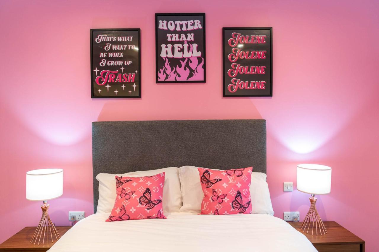 Maevela Apartments ☆ Pink Luxury Apartment With Balcony - Birmingham City Centre - 5 Min Walk From Bullring, Cube, Mailbox, New Street Station - Free Netflix & Wifi Ngoại thất bức ảnh